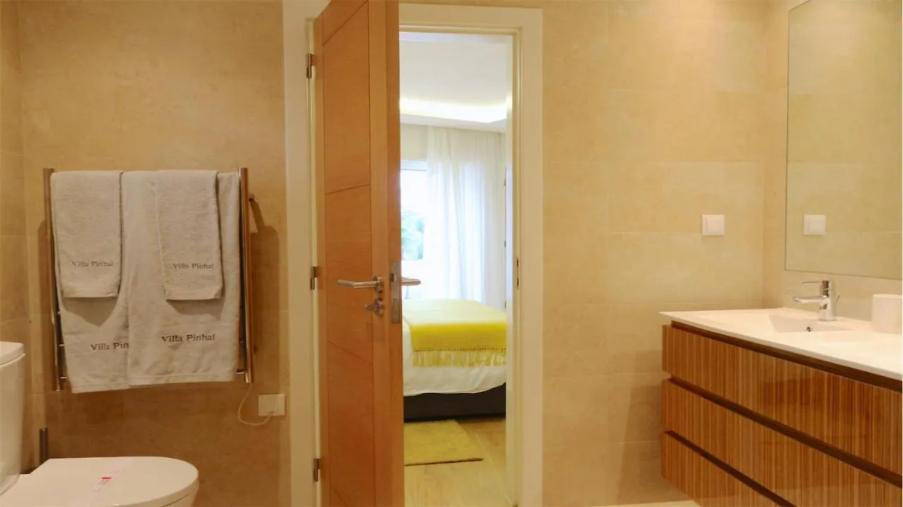 וילהמורה Villa Pinhal 213-Cleverdetails- Sleeps 8, Quiet Area, Walking Distance