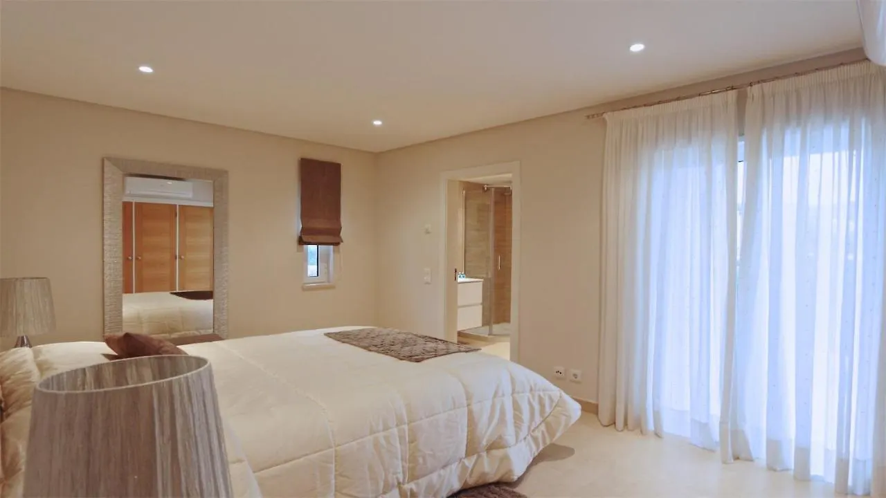 Villa Pinhal 213-Cleverdetails- Sleeps 8, Quiet Area, Walking Distance Vilamoura