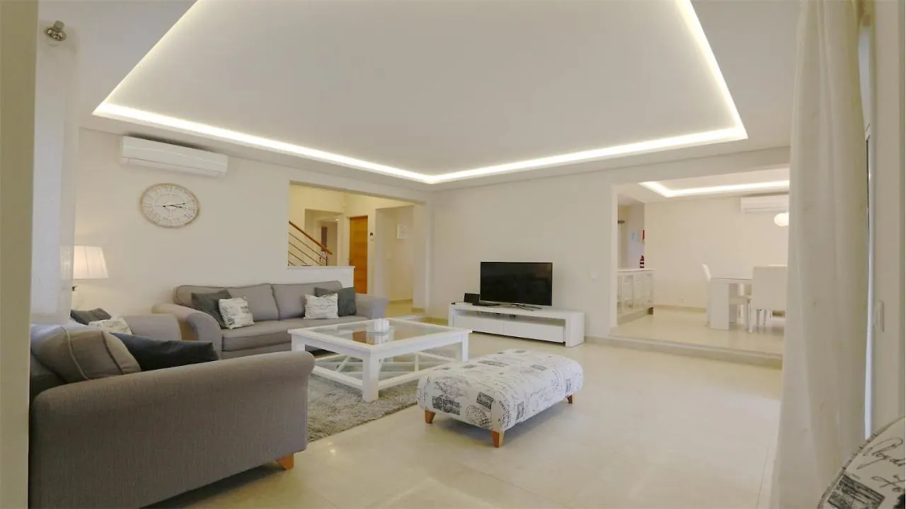 וילהמורה Villa Pinhal 213-Cleverdetails- Sleeps 8, Quiet Area, Walking Distance