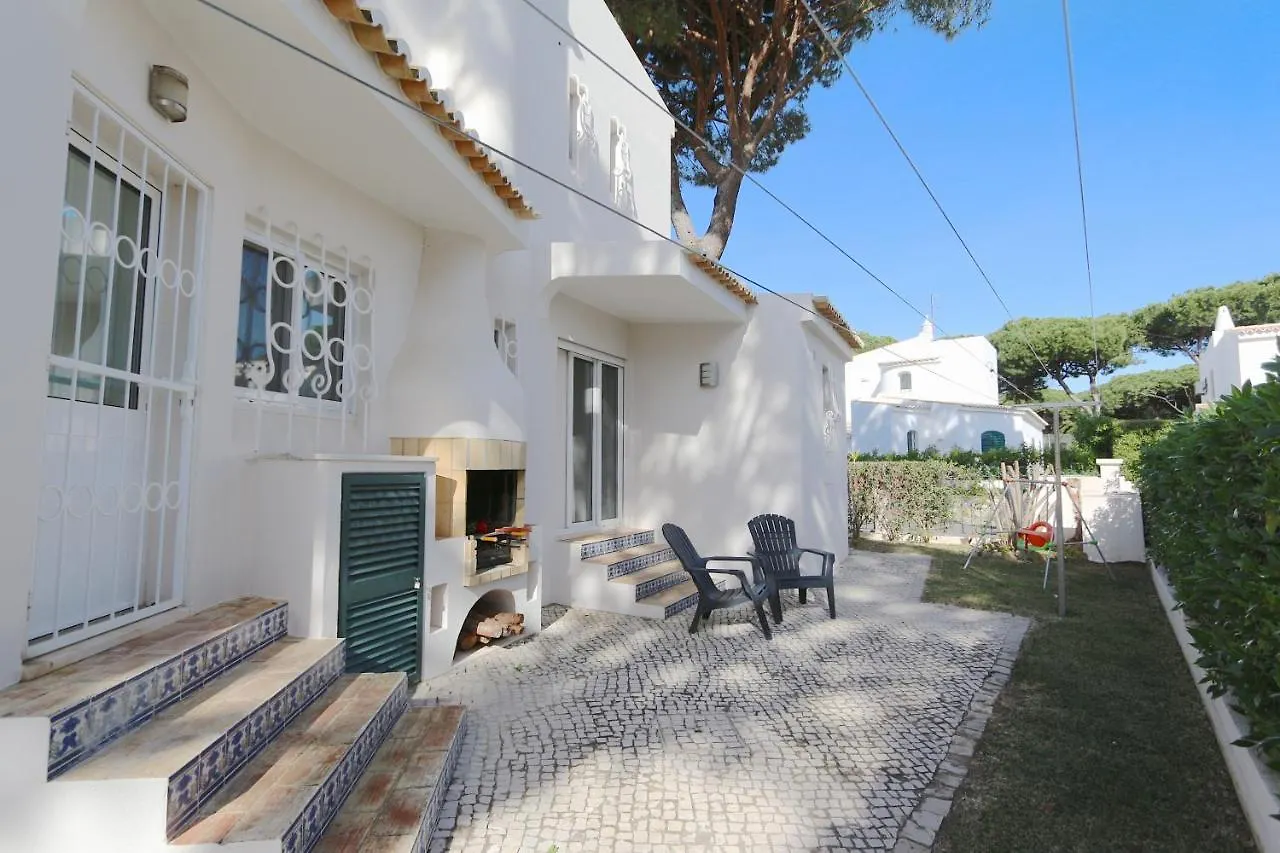 Villa Pinhal 213-Cleverdetails- Sleeps 8, Quiet Area, Walking Distance Vilamoura