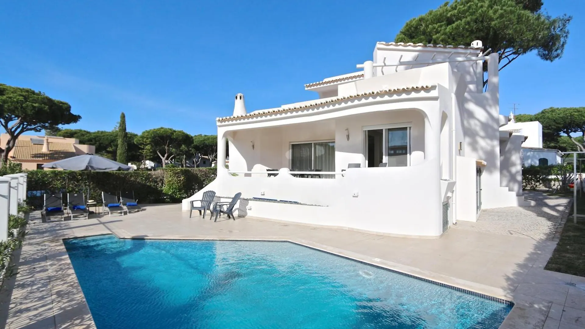 Villa Pinhal 213-Cleverdetails- Sleeps 8, Quiet Area, Walking Distance Vilamoura
