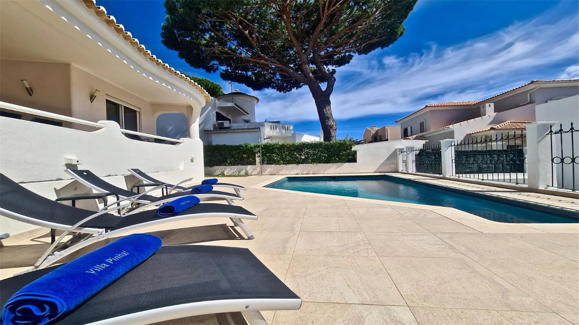 Villa Pinhal 213-Cleverdetails- Sleeps 8, Quiet Area, Walking Distance Vilamoura