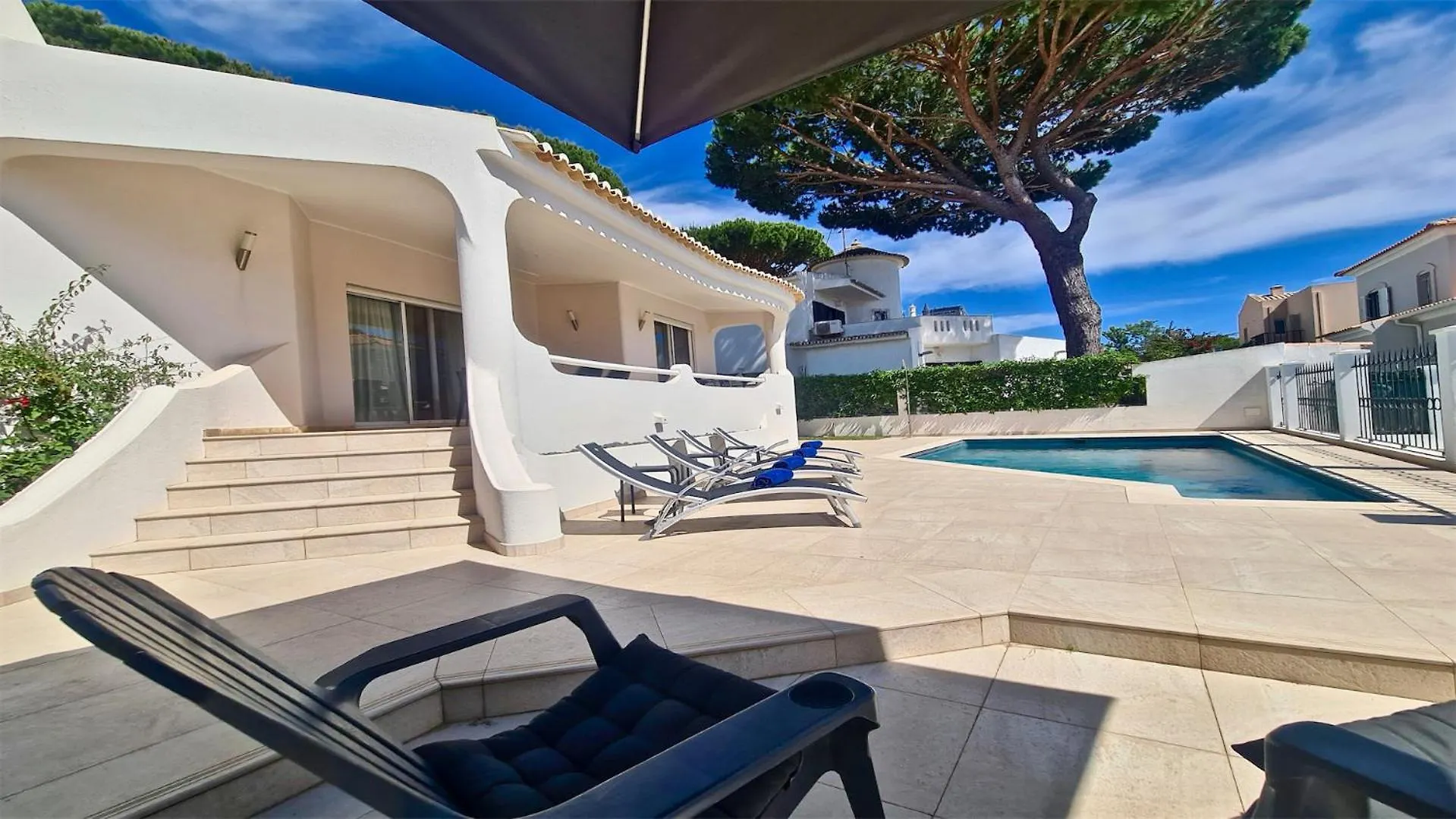 Villa Pinhal 213-Cleverdetails- Sleeps 8, Quiet Area, Walking Distance Vilamoura Portugal